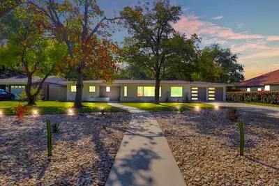 Image de Casa Blanca in San Antonio, Texas, Beauty with no boundaries!