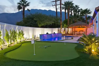 Image de Palm Springs Tropical Paradise
