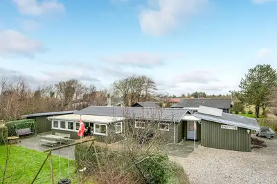 Image de Superbe maison à Hemmet avec sauna