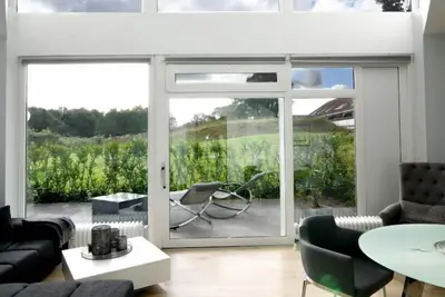 Image de Exclusive vacation home in a quiet location with swimming pool and sauna