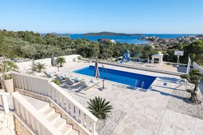 Image de Superbe maison à Sevid avec WiFi