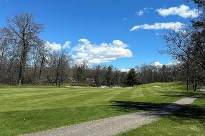 Image de Cottage on Garland Lodge and Golf Resort Fountains Hole 10