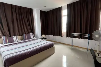 Image de One Bedroom with Living Room and Kitchenette in Patong