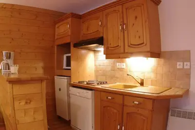 Image de À 40m des pistes de ski, étage -1, vue station, balcon, télévision, casier à ski, 42m², Valmorel