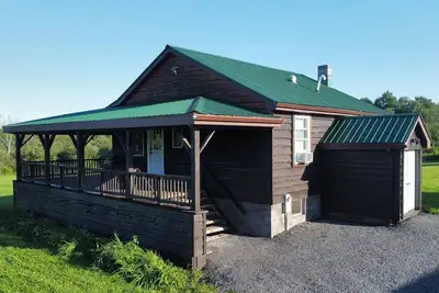 Image de Beautiful Rustic Cabin - Heart of Tug Hill - Directly on Snowmobile/Atv Trail