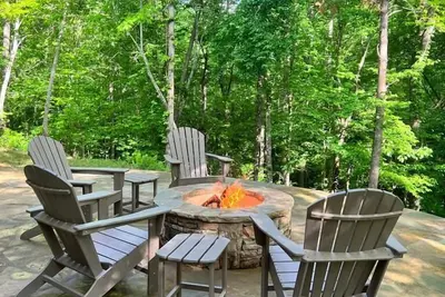 Image de Blackberry Hill: A Dog Friendly Cabin in the Woods