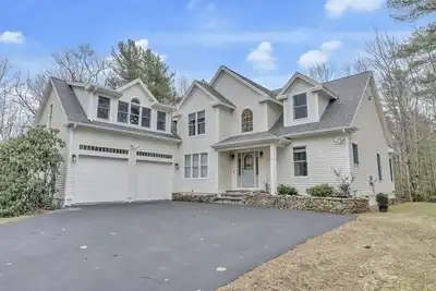Image de Pet Friendly! Perfectly Located in Kennebunkport!