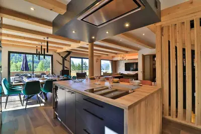 Image de Chalet Haut de Gamme 4* pour  12pers avec Jaccuzzi, Sauna+Gym