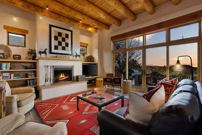 Image de Ski Discounts! Luxury Home, Pool, Sweeping Views