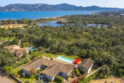 Image de Magnifique Villa Situation Centrale Proche Toutes COMMODITÉS - Marina Di Fiori