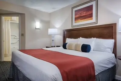 Image de Two Bedroom Suite in Historic Newport