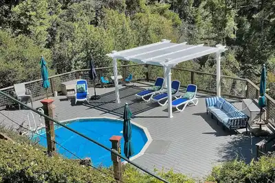 Image de Idyllic NatureEstate, Pool, Jacuzi, PuttGreen, Gardens