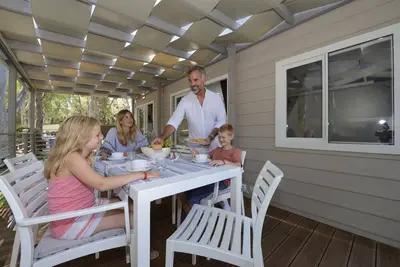 Image de Chalet indépendant dans un parc naturel sur la côte