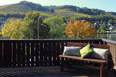 Image de With terrace and Moselle view
