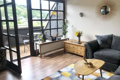 Image de With balcony and Moselle view