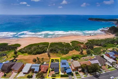 Image de 3 bedroom beachfront property - Stunning Ocean views - direct access to beach