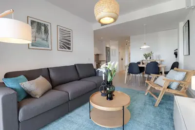 Image de Marinsa Beach, 1 bedroom apartment close to the ocean