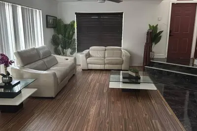 Image de A Home Away From Home