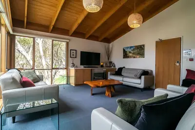Image de Tanjil Creek lodge - (Whole Lodge 1-4) Luxury in the Alps