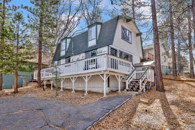 Image de Pinewood Inn at Big Bear- Hot Tub- Central Location-