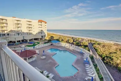 Image de Stunning Ocean View Condo at St Regis
