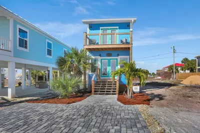 Image de Beachside Home w/ Bunk Room, Gulf Views ~ Hesed Beach Cottage