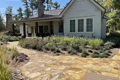 Image de Spectacular Designer Showcase Cottage