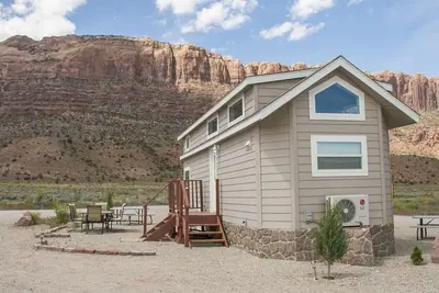 Tiny Home #8 - Tiny Home #8 FunStays Tiny Home