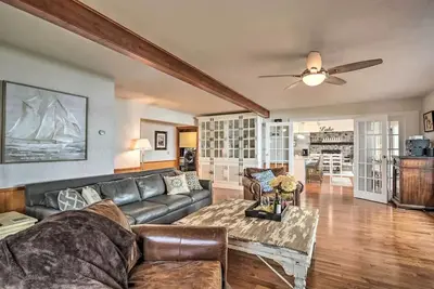 Image de Grand Lake Gem with Private Boat Slip and Grills!