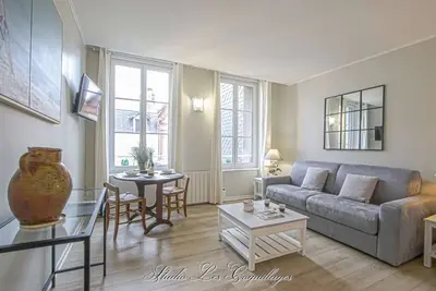 Image de Studio romantique et confortable au cœur du Vieux Honfleur - Studio Les Coquillages ♥♥♥♥