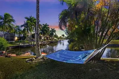 Image de Prestigious location, Updated Home, Beautiful Waterview - Villa Coconut Canal - Roelens Vacations