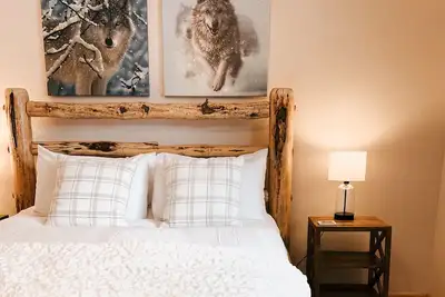 Image de Big Sky Condo - Walk to Restaurants/Shops/Shuttle