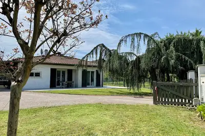 Image de Maison familiale avec grand jardin et jeux