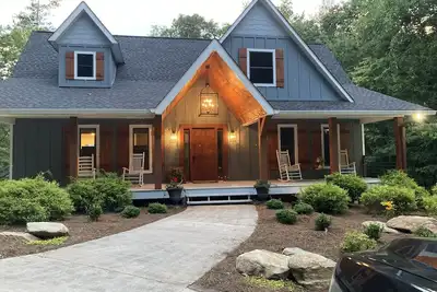 Image de Lake Front, Pontoon Boat, Fire pit, Kayaks, Hot tub, Ping Pong, Dock
