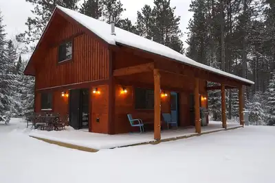 Image de Newly Built Trailside Chalet in The Brook - direct access to Camba/Birkie Trails