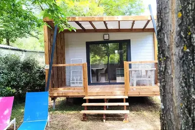 Image de Chalet Cajou Comfort 16m2 (1 Schlafzimmer) + Terrasse bedeckt 9m2 + Klettern 2 persons
