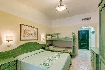 Image de Confortable appartement avec Wifi, climatisation, piscine, terrasse et animaux admis