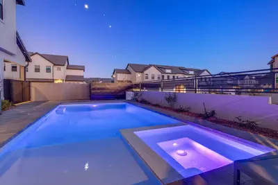 Image de Snow Canyon Oasis | Ocotillo 42 | Large Private Pool and Hot Tub, 2 Firepits, 2 PlayStations