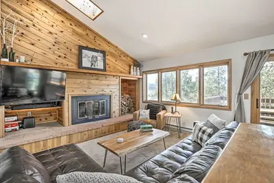 Image de Sunny Alpine Escape w/ Hot Tub + Mountain Vistas!