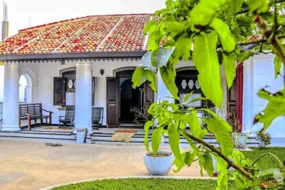 Image de my property is a privet villa and it has a swimming pool with near beach as well