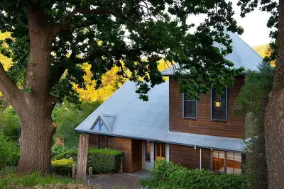 Image de French Cottage-  enchanting retreat in Hepburn with spa and log fire