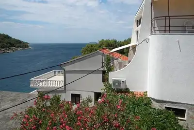 Image de Apartment Zirje with sea view near the beach