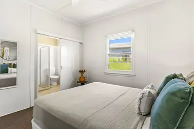 Image de Surfside is the ultimate holiday getaway! !