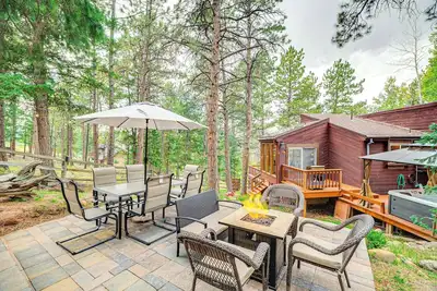Image de Cozy Home w/ Hot Tub - 11 Mi to Rainbow Falls