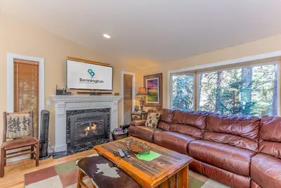 Image de Blue08 - Family-Friendly Sunriver Retreat | Hot Tub + Bikes