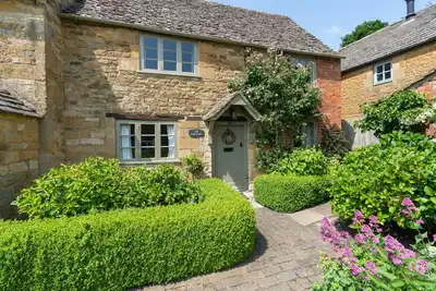 Image de A Luxury Family Friendly Holiday Cottage in the Cotswolds - Spring Cottage