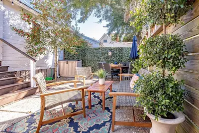 Image de Unit A - Old Village Historic Southern Charm