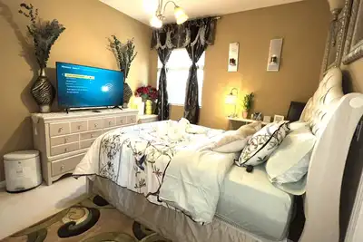 Image de Nabor(9) private room with bath in clean & quite