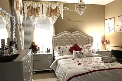 Image de Nabor(6) cozy comfortable adorable stand-alone with private bathroom