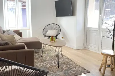 Image de Charmant appartement de 75m2 3ch 2sdb de 6\/8 personnes 1 balcon